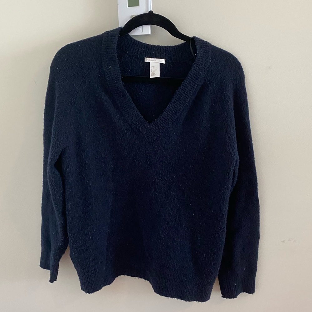 H&M Navy Blue Vneck Sweater - Picture 6 of 6
